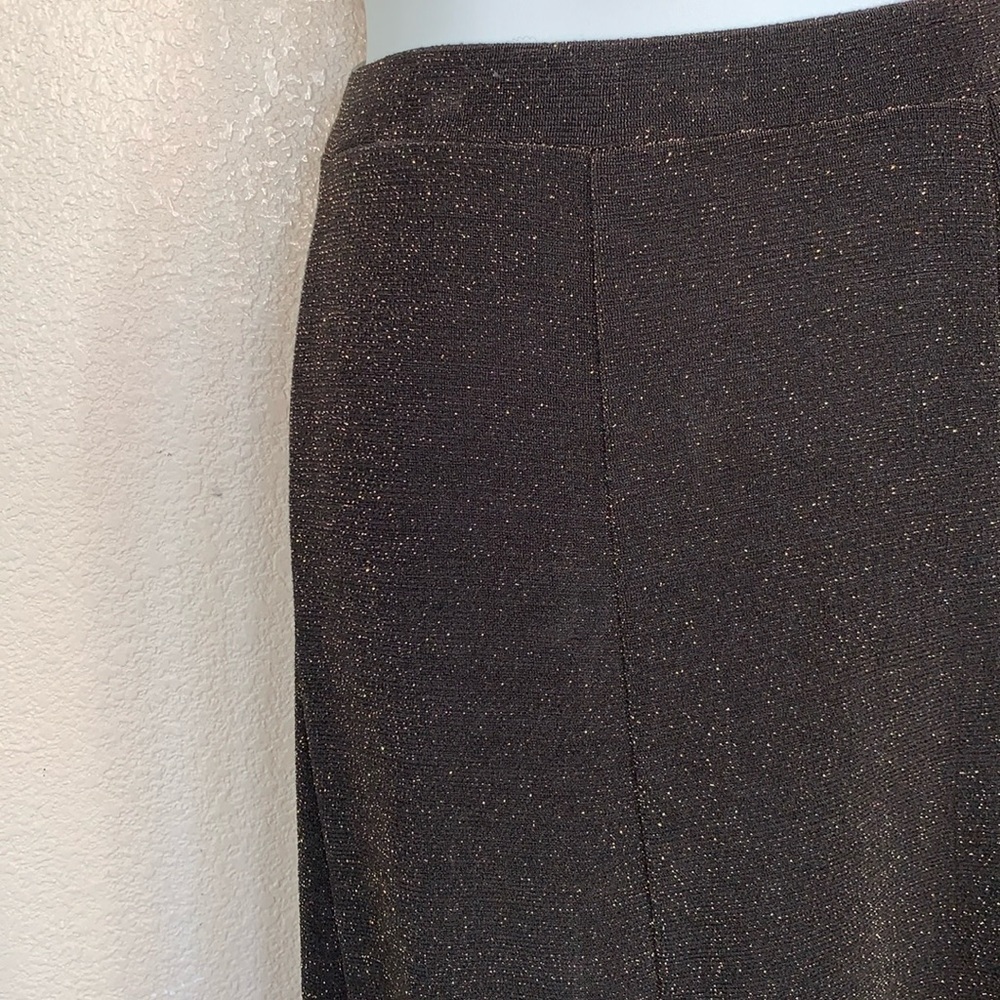CHICO’s TRAVELER full skirt, black, gold flecks. Elastic waist. Sz 1 (US 8) - Picture 6 of 15